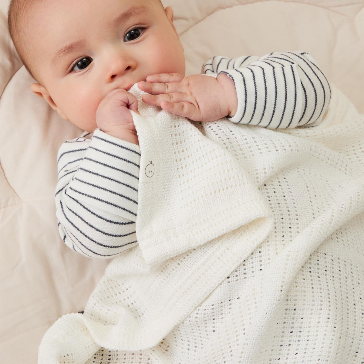 Cellular Blanket - White