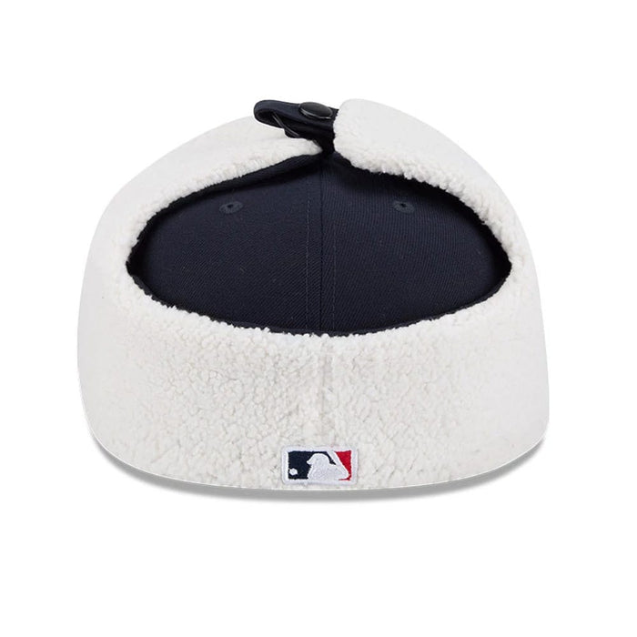 This is a Atlanta Braves MLB Classic Navy Dogear 59FIFTY Fitted Cap 5