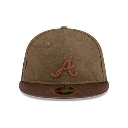 Pictured is this MLB Utility Linen Atlanta Braves Retro Crown 59FIFTY Fitted cap in open brown. 3