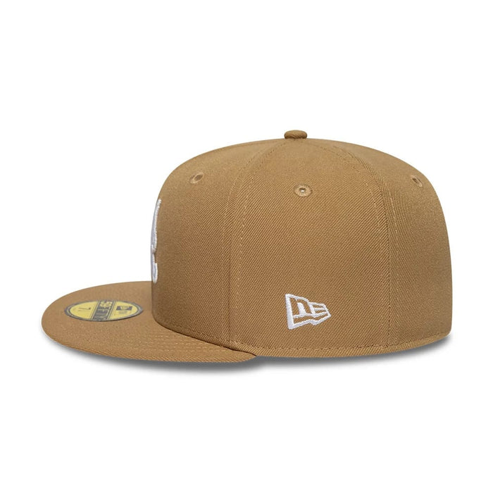 This is a Atlanta Braves MLB Sidepatch Beige 59FIFTY Fitted Cap 5