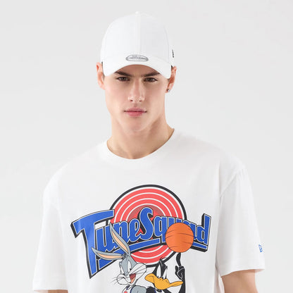 The model is wearing this Space Jam 2 X NBA Brooklyn Nets T-Shirt in white. 6