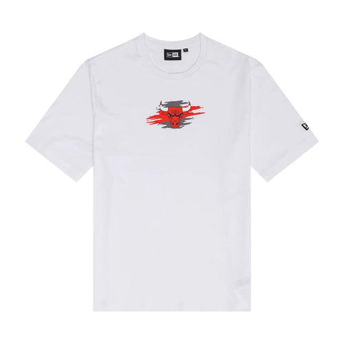 The Male model is wearing Chicago Bulls NBA Paint Graphic White T-Shirt 1