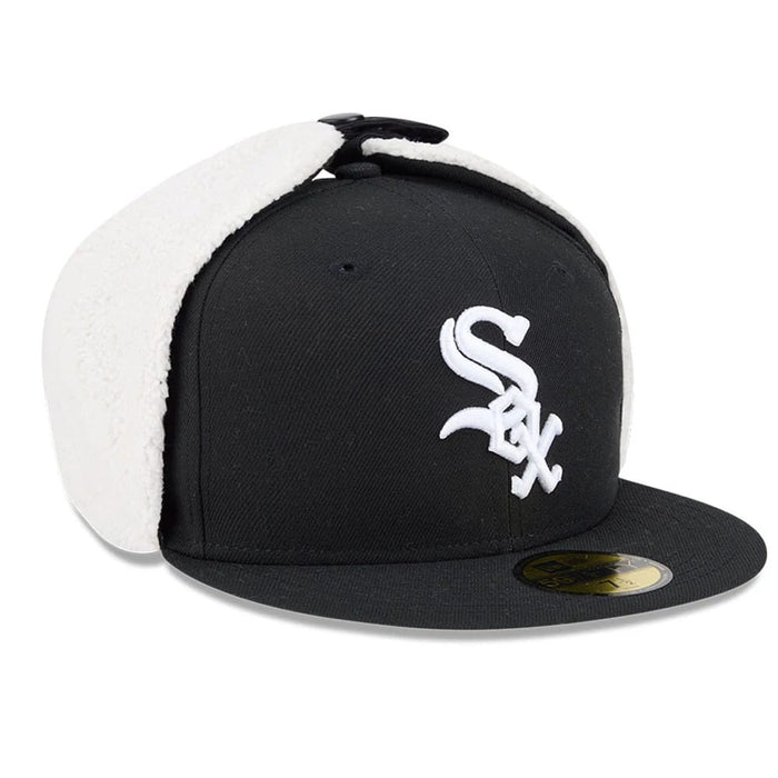 This is a Chicago White Sox MLB Classic Black Dogear 59FIFTY Fitted Cap 4