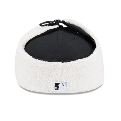 This is a Chicago White Sox MLB Classic Black Dogear 59FIFTY Fitted Cap 5