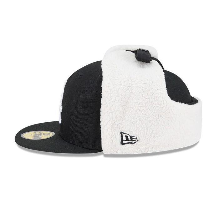 This is a Chicago White Sox MLB Classic Black Dogear 59FIFTY Fitted Cap 6