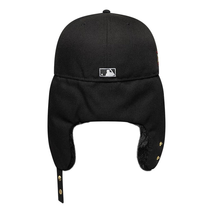 Pictured is this MLB World Series Chicago White Sox Dogear 59FIFTY Fitted cap in black. 5
