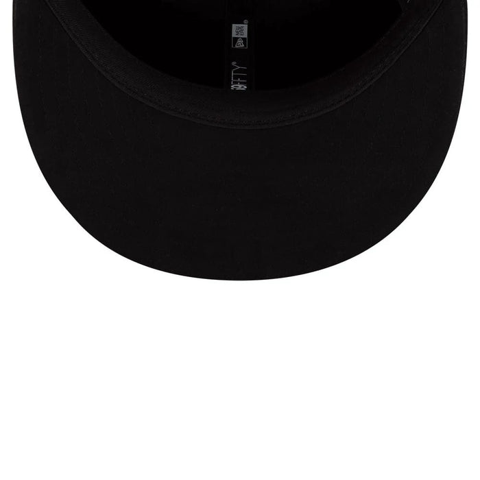 This is a FC Barcelona Mes Que Un Black 59FIFTY Fitted Cap 7
