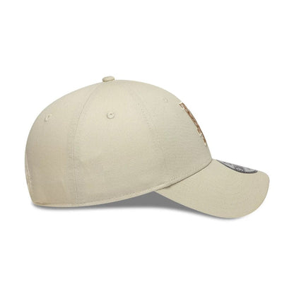 This is a LA Dodgers Animal Print Cream 9FORTY Adjustable Cap 5
