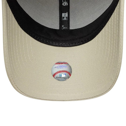 This is a LA Dodgers Animal Print Cream 9FORTY Adjustable Cap 7