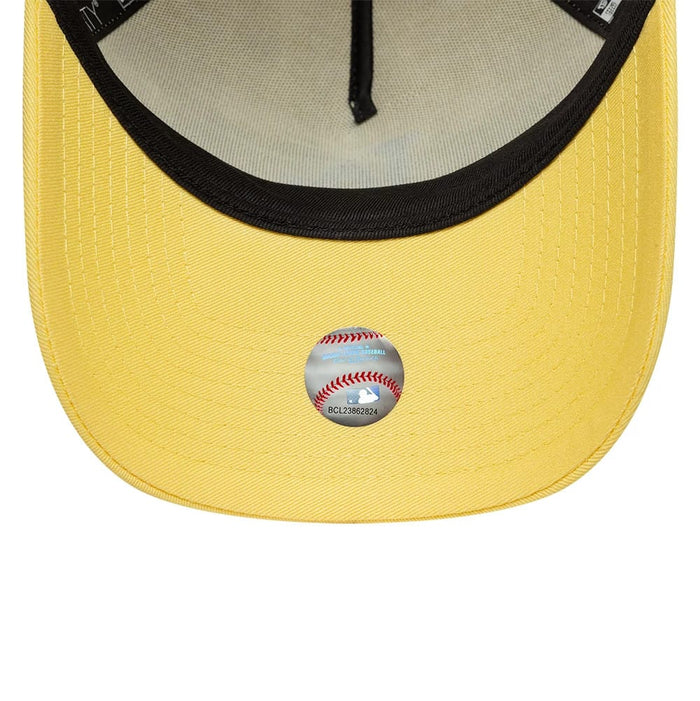 This is a LA Dodgers MLB Yellow 9FORTY A-Frame Adjustable Cap 7