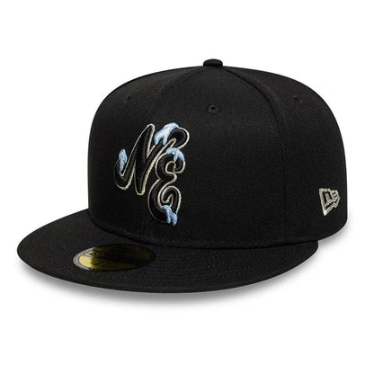 Pictured is this New Era Snow Icon 59FIFTY Fitted cap in black. 1