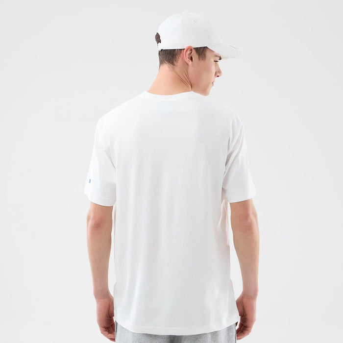 The model is wearing this Space Jam 2 X NBA New York Knicks T-Shirt in white. 2