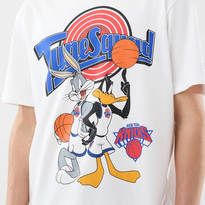 The model is wearing this Space Jam 2 X NBA New York Knicks T-Shirt in white. 5