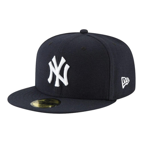 This is a New York Yankees Authentic On Field Game Navy 59FIFTY Cap 1