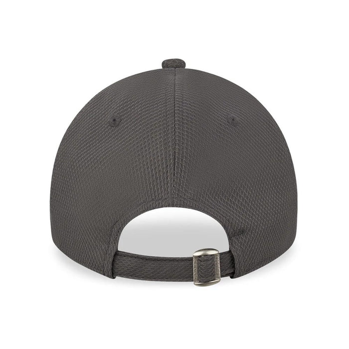 This is a New York Yankees Grey 9FORTY Cap 5
