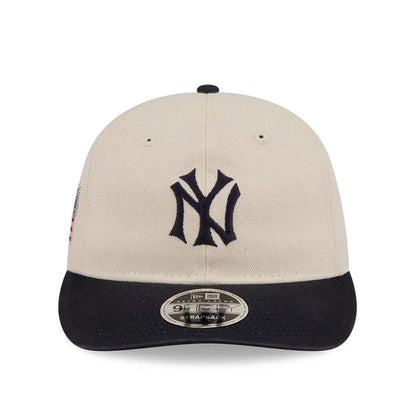 This is a New York Yankees MLB Americana Herringbone White Retro Crown 9FIFTY Adjustable Cap 4