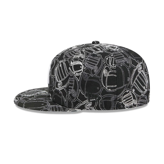 Pictured is this MLB Cap Scramble New York Yankees 59FIFTY Fitted cap in black. 6