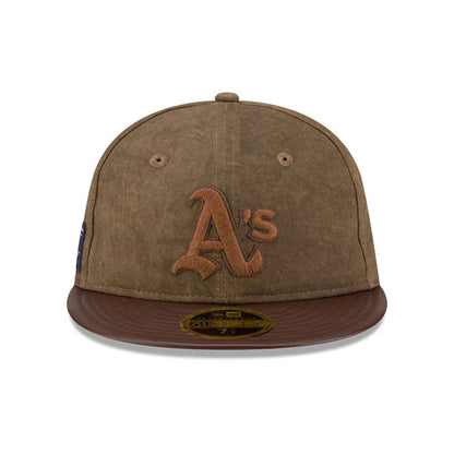 Pictured is this MLB Utility Linen Oakland Athletics Retro Crown 59FIFTY Fitted cap in open brown. 3