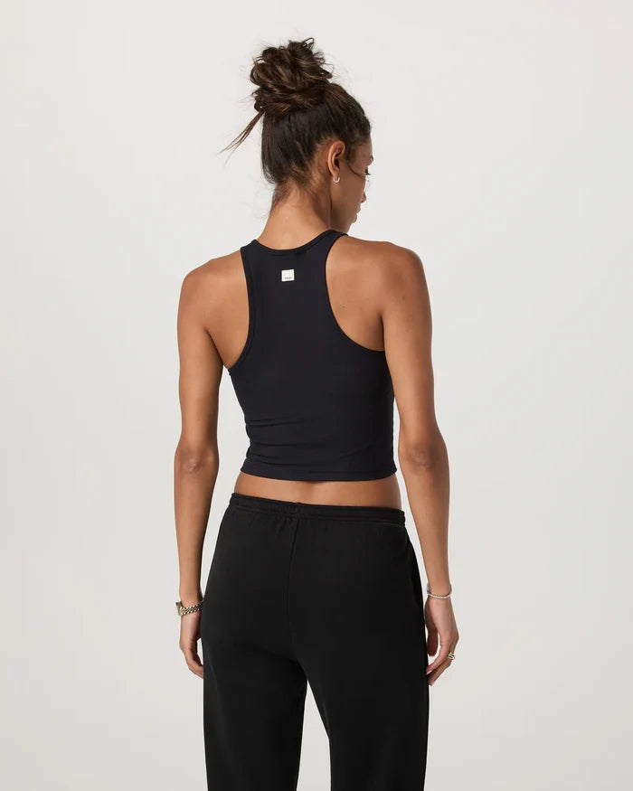 Pose Plyo Tank