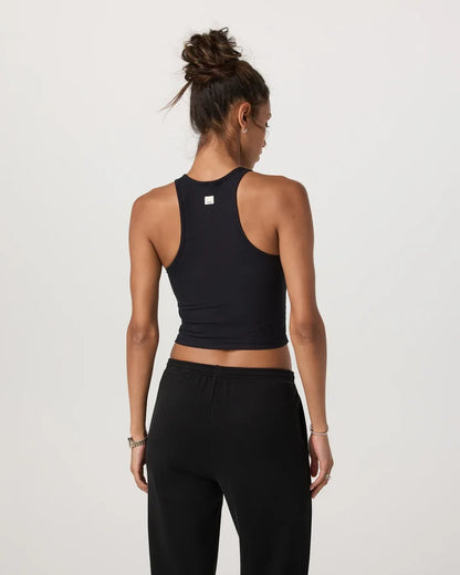 Pose Plyo Tank