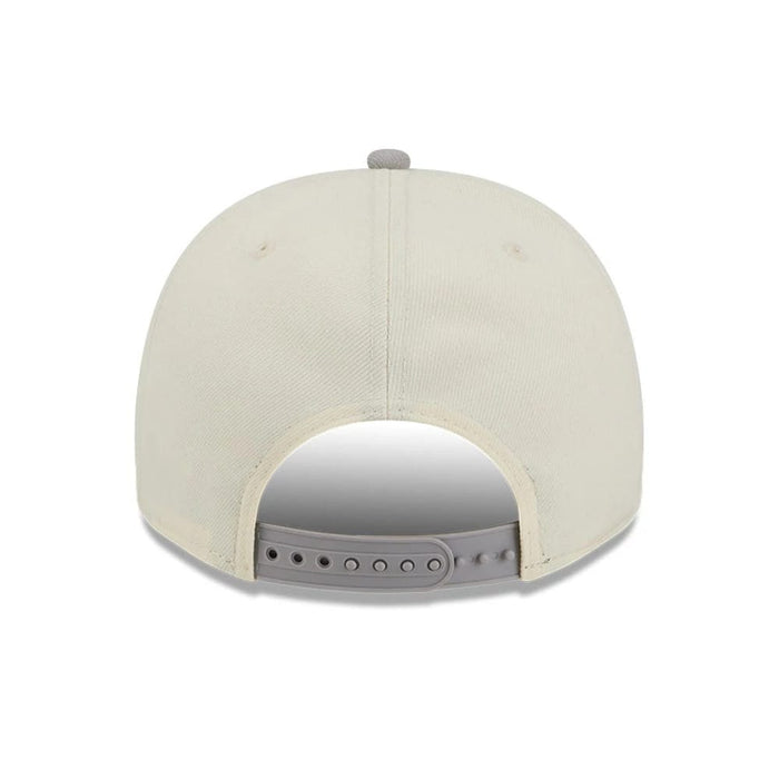 Pictured is this NBA Hardwood Classic San Antonio Spurs 9FIFTY A-Frame Snapback cap in grey. 7